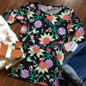 NWT LuLaRoe Gigi T Size S